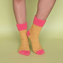 Load image into Gallery viewer, Cashmere Blend Slouch Socks