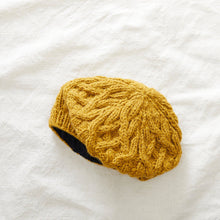 Load image into Gallery viewer, Cable Knit Wool Beret Hat
