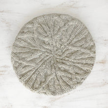 Load image into Gallery viewer, Cable Knit Wool Beret Hat