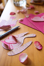 Load image into Gallery viewer, Heart Bird Greeting Card