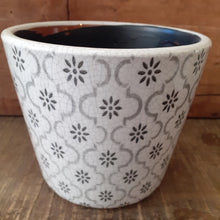 Load image into Gallery viewer, Old Style Dutch Pots - MEDIUM - Black