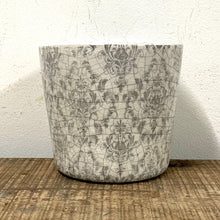 Load image into Gallery viewer, Old Style Dutch Pots - MEDIUM - Grey