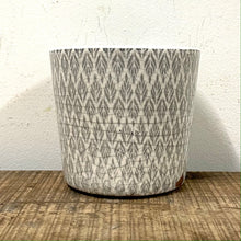 Load image into Gallery viewer, Old Style Dutch Pots - MEDIUM - Grey
