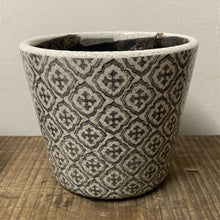 Load image into Gallery viewer, Old Style Dutch Pots - MEDIUM - Black