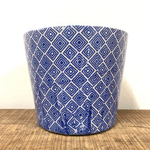 Load image into Gallery viewer, Old Style Dutch Pots - LARGE - Blue