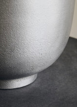 Load image into Gallery viewer, Planter Raw Aluminium
