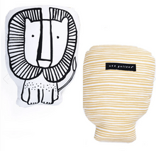 Load image into Gallery viewer, Kids Pillows - Lion & Tiger