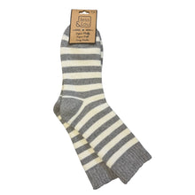 Load image into Gallery viewer, Women’s Stripy Wool Blend Socks
