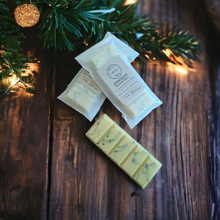Load image into Gallery viewer, Festive Aromatherapy Beeswax Melt Snap Bars
