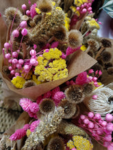 Load image into Gallery viewer, Dried Flower Bunch - Pink Lemonade
