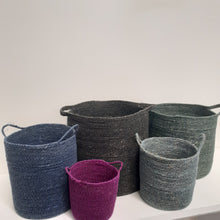 Load image into Gallery viewer, Color Seagrass Baskets with Handles
