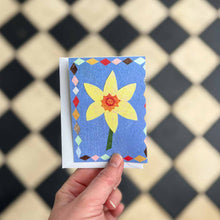 Load image into Gallery viewer, Patchwork Daffodil Concertina Card
