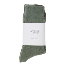 Load image into Gallery viewer, Wool socks - Nordic pine, Green socks
