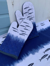 Load image into Gallery viewer, Fish Oven Mitt
