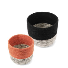 Load image into Gallery viewer, Round Jute Baskets - Black &amp; orange
