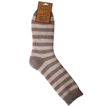 Load image into Gallery viewer, Men&#39;s Stripy Socks
