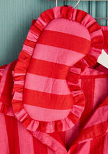 Load image into Gallery viewer, Bold Stripe Eye Mask
