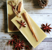 Load image into Gallery viewer, Scented Beeswax Tablets
