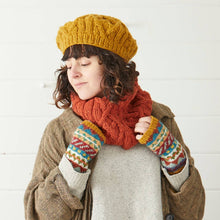 Load image into Gallery viewer, Cable Knit Wool Beret Hat
