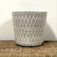Load image into Gallery viewer, Old Style Dutch Pots - MEDIUM - Grey
