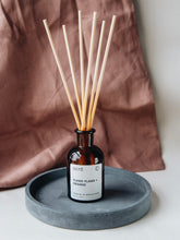 Load image into Gallery viewer, Essential Oil Reed Diffuser - Octo London
